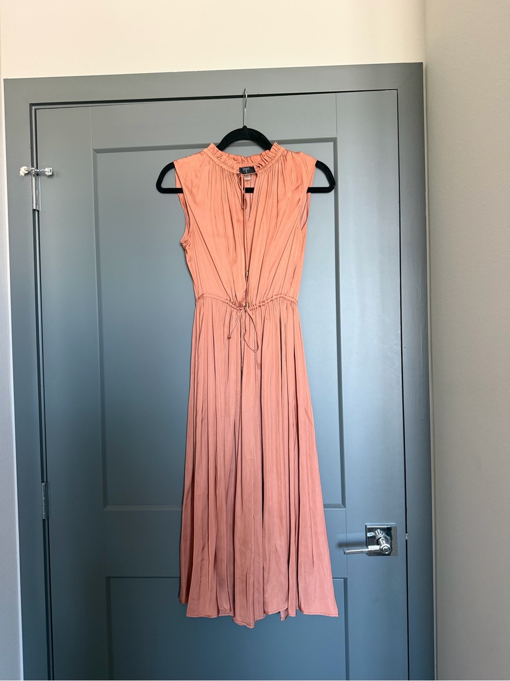 Tahari Peach Pleated Midi Dress with Tie Waist